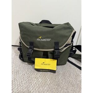 Promaster Professional Hunter Green Camera Bag